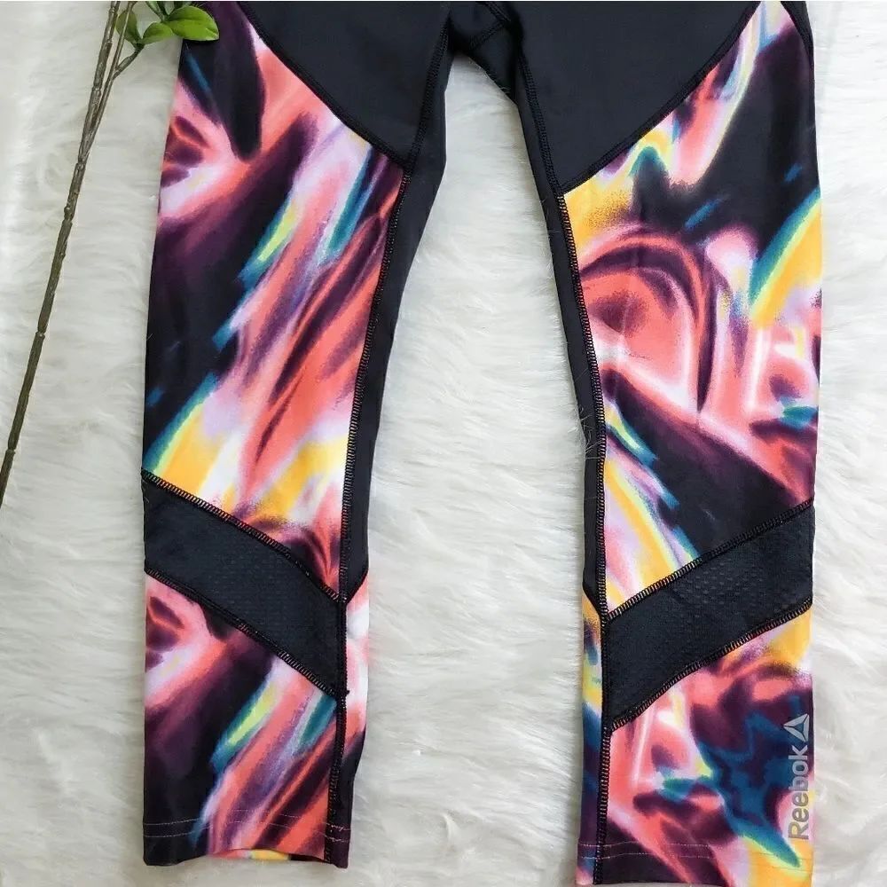 Reebok XS capris   - Picture 2 of 4